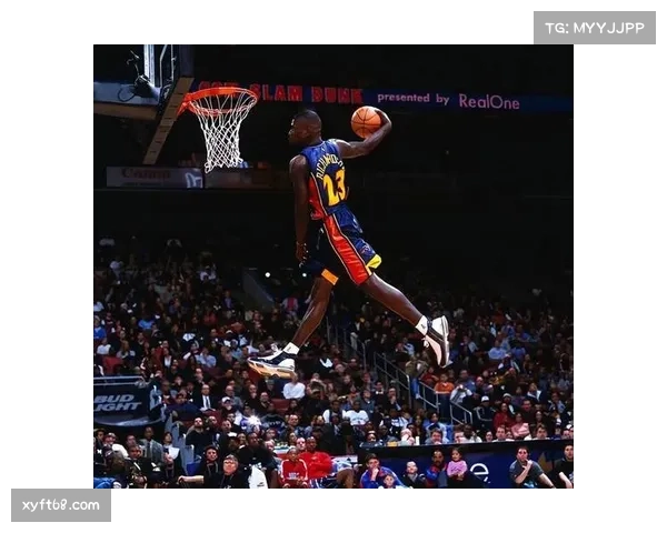 弹跳球争抢技术要点 球员时机把握与空间控制能力